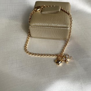 Pulseira Pingente Flor Com Strass e Coração