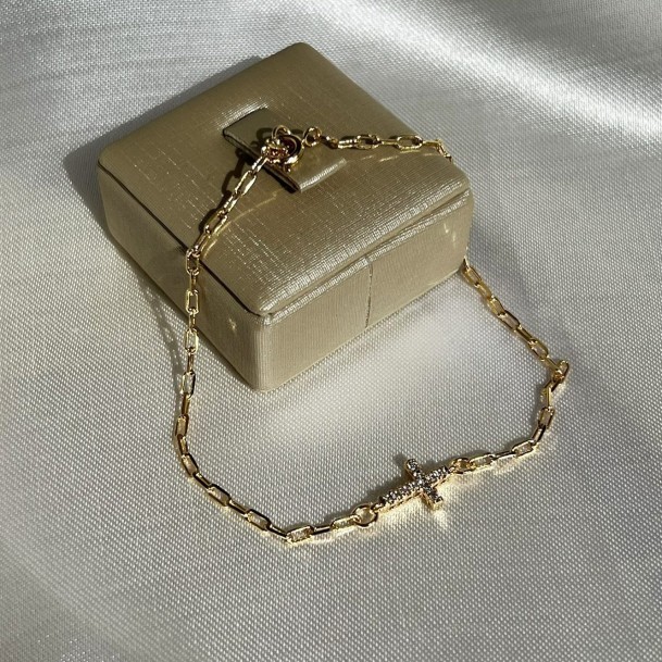 Pulseira Cruz Strass
