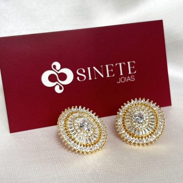 Brinco Pizza Oval Zircônia Cravejado