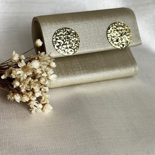 Brinco Martelado Redondo Pequeno