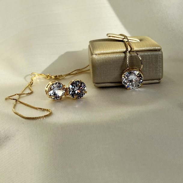 Conjunto Colar e Brinco Cristais Redondo