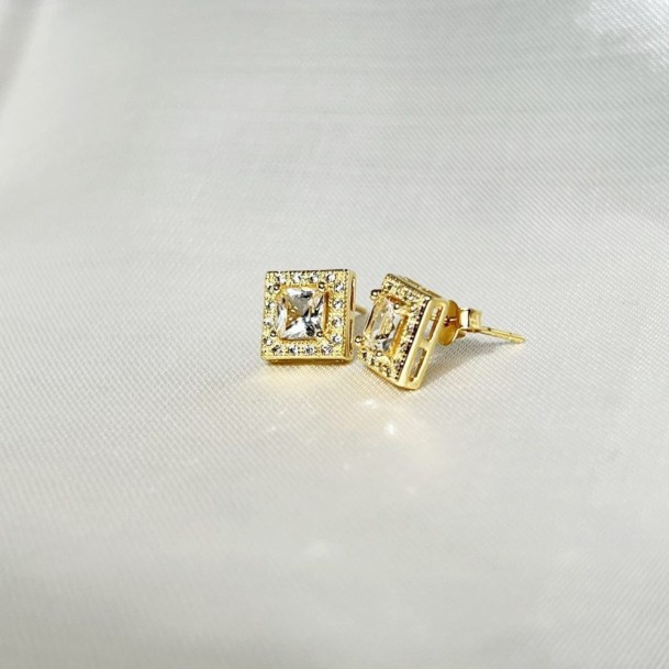 Brinco Zirconia Quadrado Cravejado Pequeno