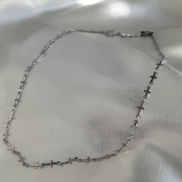 Colar Choker Cruz