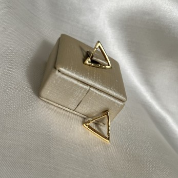 Brinco Triângulo Pequeno